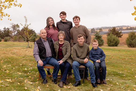 Ravenscroft Family Gallery 24-2438