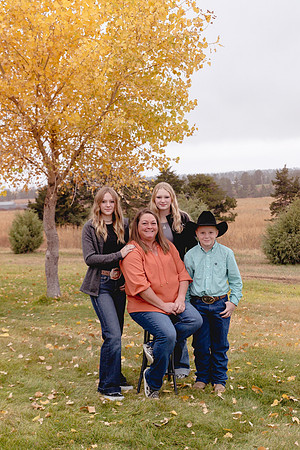 Ravenscroft Family Gallery 24-2481