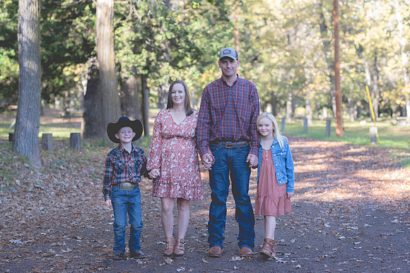 Mindy Family Fall 2025-4353