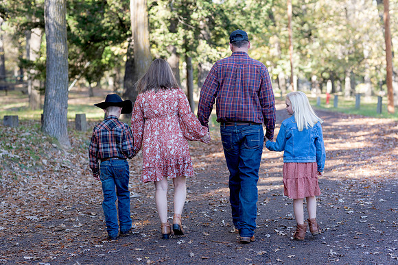 Mindy Family Fall 2025-4359