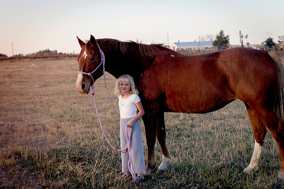 Mindy Family Gallery 24-2074