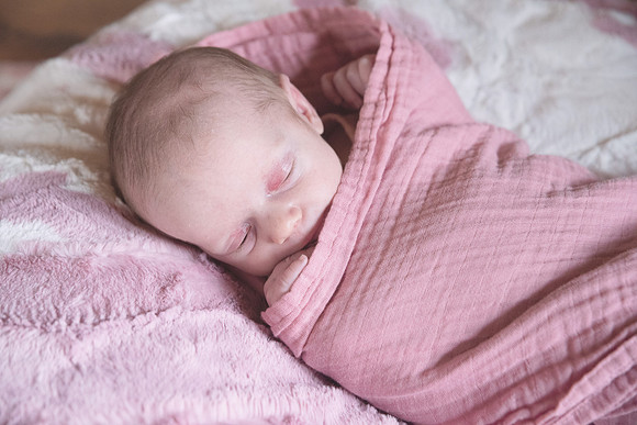 Newborn Session 2026-5135
