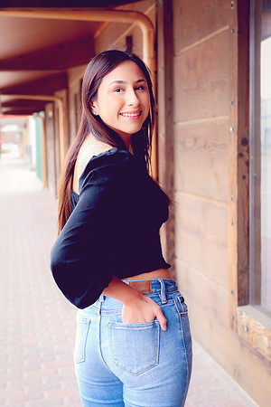 Senior 2023-0185