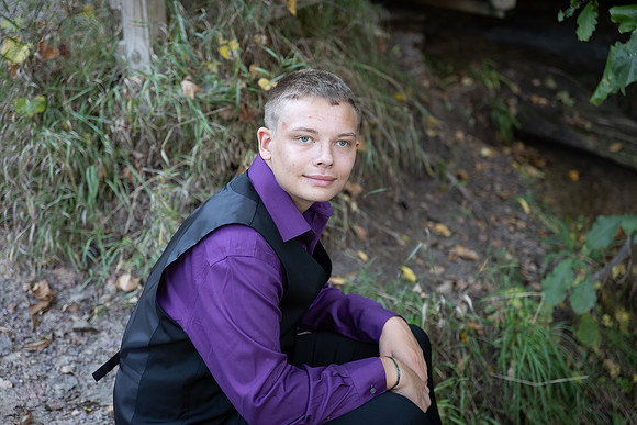 Senior Draegan 2027-41