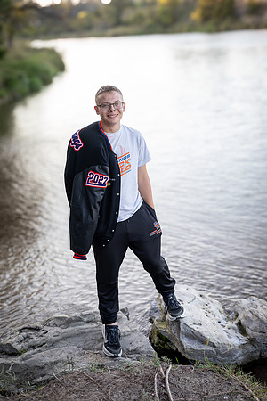 Senior Draegan 2027-6