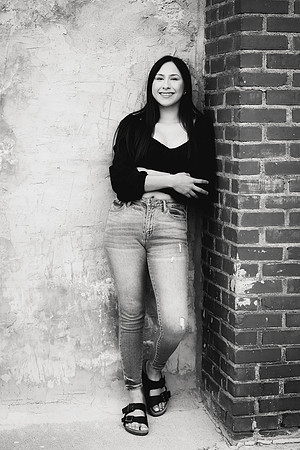 Senior 2023-0209BW