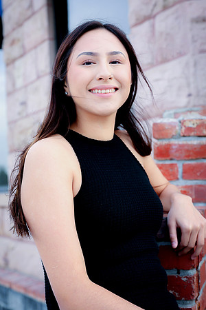 Senior 2023-0240