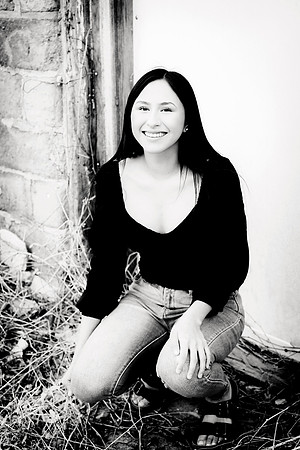 Senior 2023-0208BW