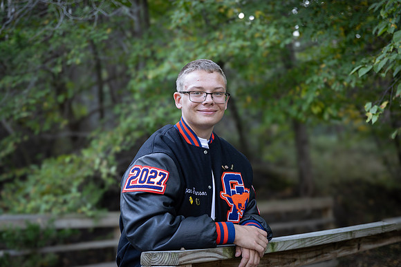 Senior Draegan 2027-30