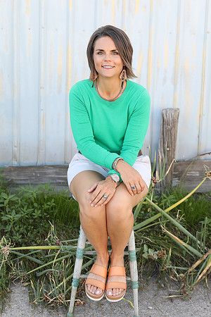 Jill Headshot-0258