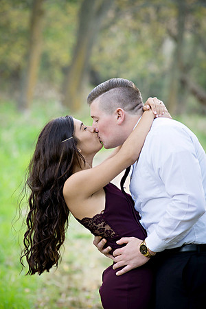 Jordyn and Austin Engagement Session 2017-6094