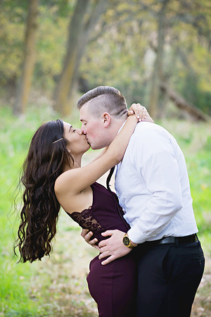 Jordyn and Austin Engagement Session 2017-6093