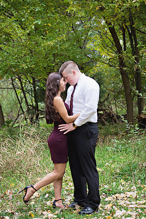 Jordyn and Austin Engagement Session 2017-6052