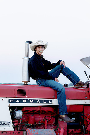 Ethan Senior Gallery 2023--4