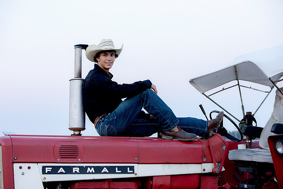 Ethan Senior Gallery 2023--5