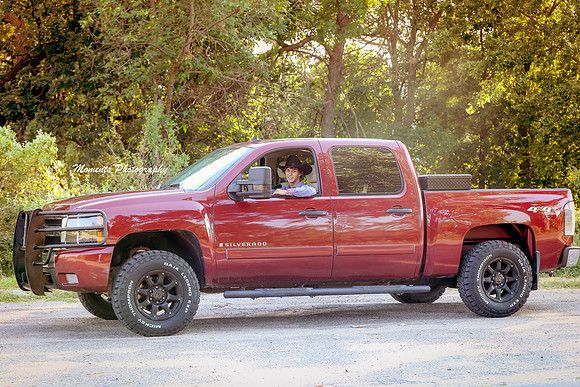 Ethan Senior Gallery 2023-0518FB