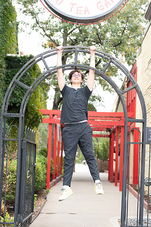 Senior Gallery 2023-9570