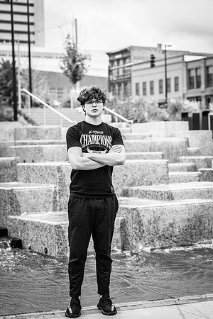 Senior Gallery 2023-9663-2