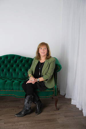Nancy BHG Headshots-6189