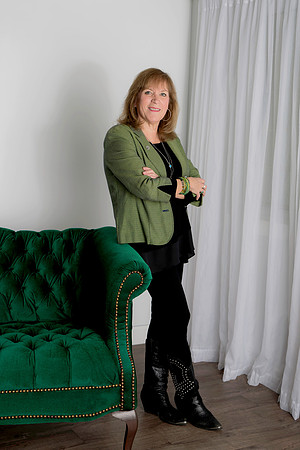 Nancy BHG Headshots-6206