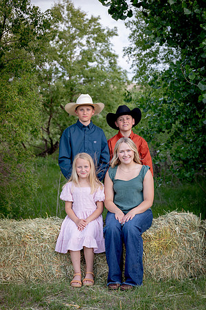 Swanson Family Gallery-0234