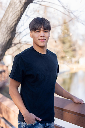 Tyler_Senior_24-0184