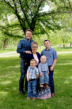 Jaclyn Family Mini-8624