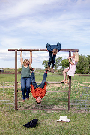 Swanson Family Gallery-0068