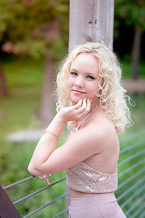 Emma Senior Gallery-7768