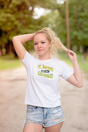 Emma Senior Gallery-7851