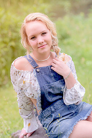 Emma Senior Gallery-7867