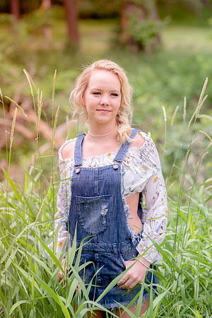 Emma Senior Gallery-7873