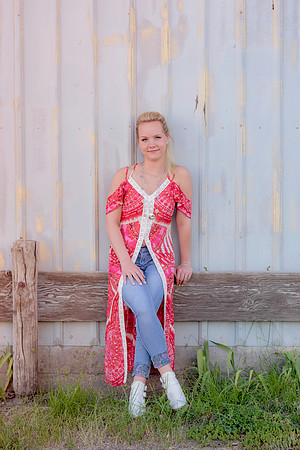 Emma Senior Gallery-8241