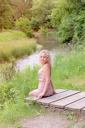 Emma Senior Gallery-9849