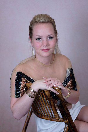 Emma Senior Gallery-8138