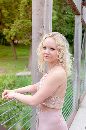 Emma Senior Gallery-9839