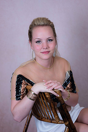 Emma Senior Gallery-8137