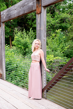 Emma Senior Gallery-9837