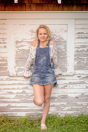 Emma Senior Gallery-7948
