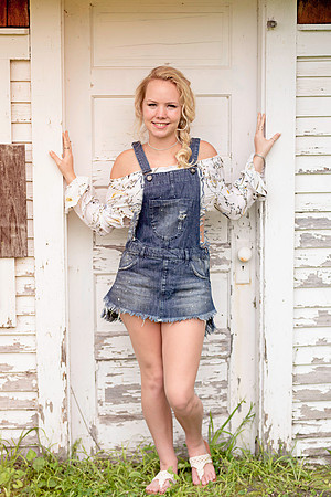 Emma Senior Gallery-7935