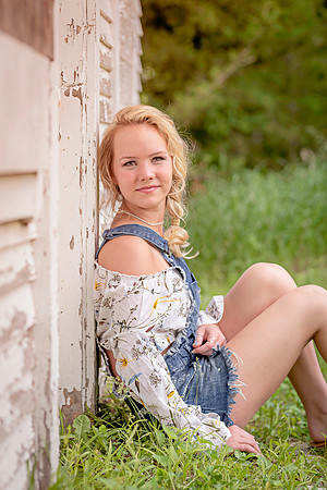 Emma Senior Gallery-7922-2