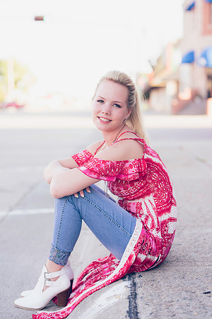 Emma Senior Gallery-8308-2