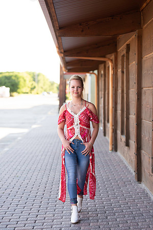 Emma Senior Gallery-8224