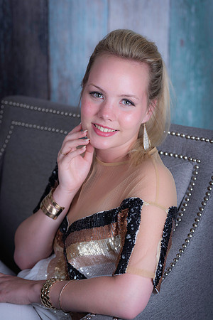 Emma Senior Gallery-8193
