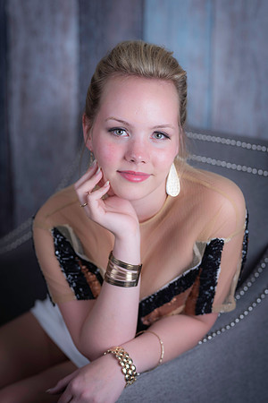 Emma Senior Gallery-8189