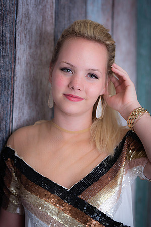 Emma Senior Gallery-8172
