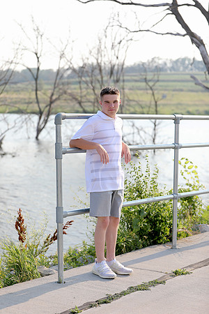 Beyer Senior Session 2023-7424
