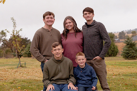 Ravenscroft Family Gallery 24-2450a