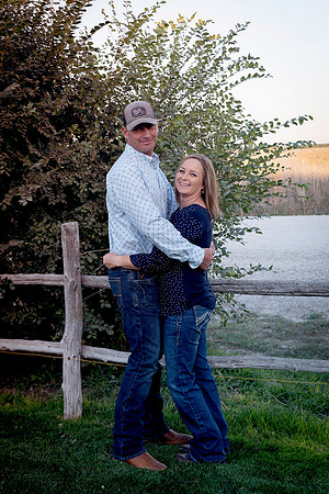 Mindy Family Gallery 24-2052