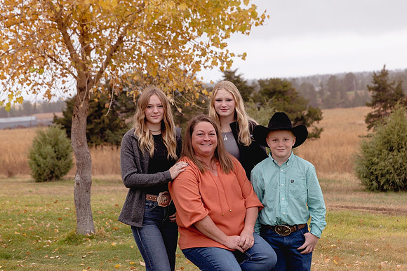 Ravenscroft Family Gallery 24-2484